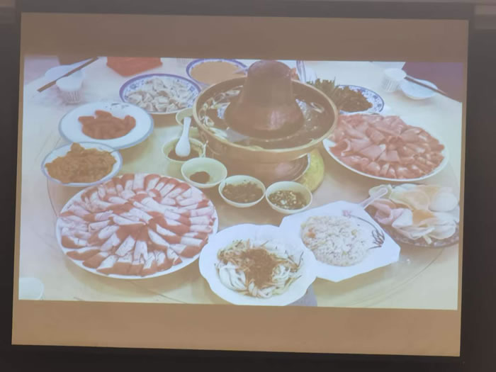 綿陽中旅行假日旅行社舉行胡楊林、南疆專列推薦會(huì)